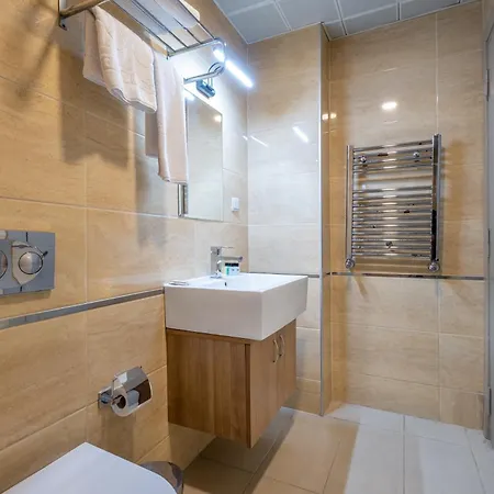 Lavin Apartment